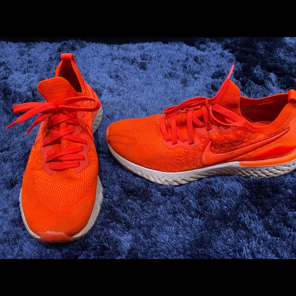 Nike men’s athletic shoes/size 11